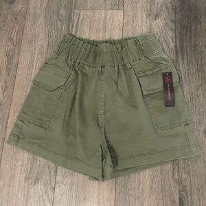 Women’s Green Cargo Shorts!
